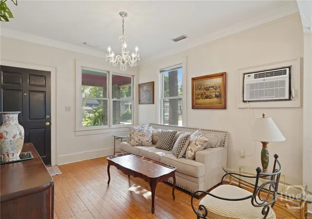 Homes for sale in Savannah, GA | 702 E 32Nd St, Savannah, GA 31401 | MLS# SA356084