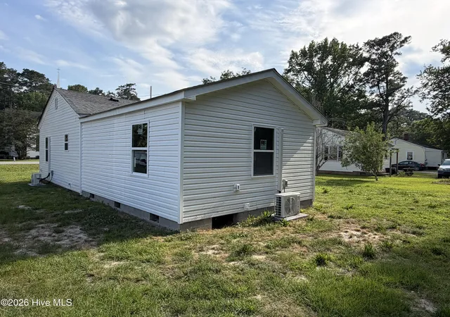 Photo 3 of Single family home for sale at 966 Us 158, Sunbury, NC 27979 | MLS# 100580988 | Listing updated on 2026-09-30