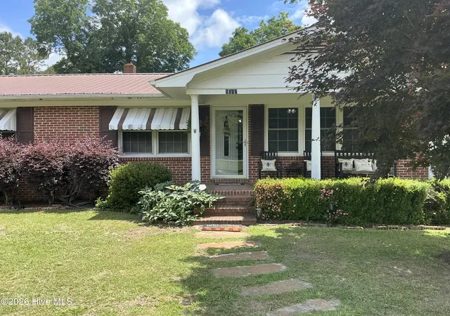 Photo 3 of Single family home for sale at 1262 Richardson Rd, Bladenboro, NC 28320 | MLS# 100578339 | Listing updated on 2026-08-22