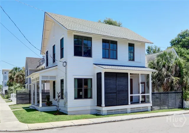 2nd image of 1812 Habersham St, Savannah, GA 31401 | MLS# SA357407