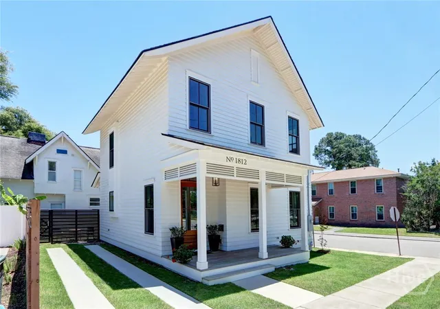 3rd image of 1812 Habersham St, Savannah, GA 31401 | MLS# SA357407