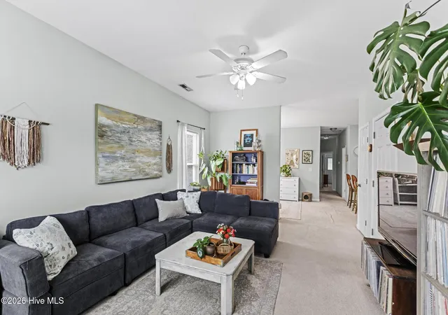 2nd image of 215/217 Lloyd St, Holly Ridge, NC 28445 | MLS# 100556084