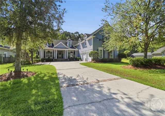 Photo 3 of Single family home for sale at 41 Crestwood Dr, Savannah, GA 31405 | MLS# SA360386 | Listing updated on 2026-09-15