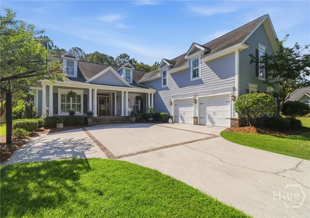Photo 3 of Single family home for sale at 41 Crestwood Dr, Savannah, GA 31405 | MLS# SA360386 | Listing updated on 2026-09-15