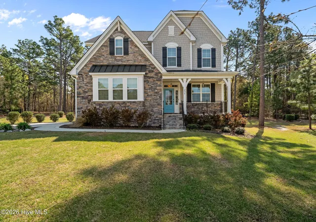 Photo 1 of Single family home for sale at 236 Claret Ct, Southern Pines, NC 28387 | MLS# 100564346 | Listing updated on 2026-08-20
