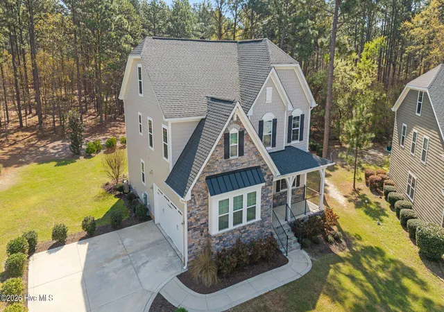 Photo 4 of Single family home for sale at 236 Claret Ct, Southern Pines, NC 28387 | MLS# 100564346 | Listing updated on 2026-08-20