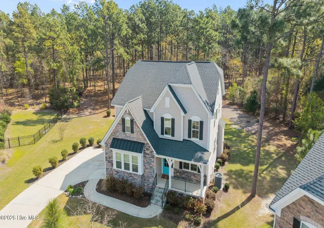 Photo 5 of Single family home for sale at 236 Claret Ct, Southern Pines, NC 28387 | MLS# 100564346 | Listing updated on 2026-08-20