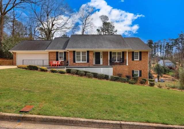 Homes for sale in North Augusta, SC | 1005 Campbellton Dr, North Augusta, SC 29841 | MLS# 98253344