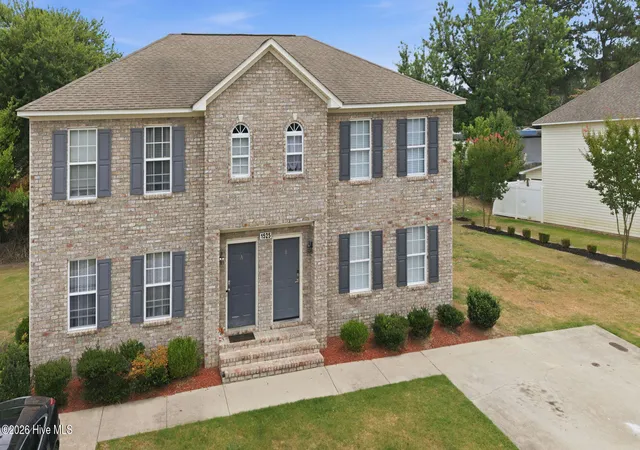 2nd image of 1525 Pine Brook Ct #B, Greenville, NC 27858 | MLS# 100582679