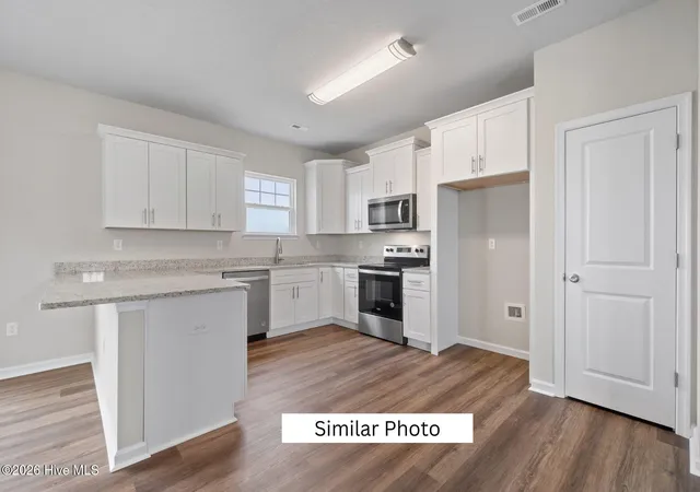 Photo 3 of Single family home for sale at 465 Mill St, Elizabeth City, NC 27909 | MLS# 100592354 | Listing updated on 2026-09-08
