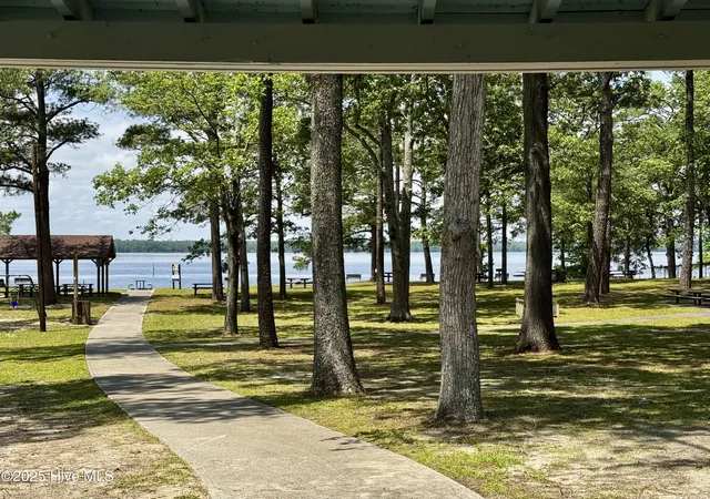 4th image of 109-113 Iowa Trl, Edenton, NC 27932 | MLS# 100508128