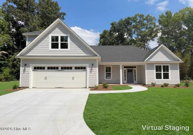 Homes for sale in Lake Waccamaw, NC | 122 Live Oak Cir, Lake Waccamaw, NC 28450 | MLS# 100562704