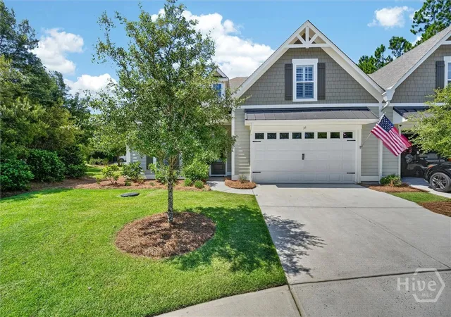 Homes for sale in Pooler, GA | 31 Golf Dr, Pooler, GA 31322 | MLS# SA358327
