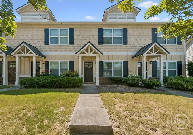 Homes for sale in Athens, GA | 239 Oconee River Cir, Athens, GA 30605 | MLS# CL359767