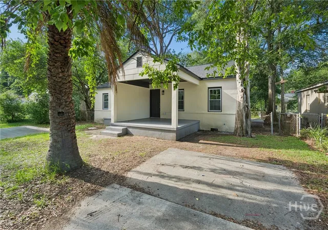 Photo 3 of Multi family home for sale at 1208 E 55th Street, Savannah, GA 31404 | MLS# SA359062 | Listing updated on 2026-09-02