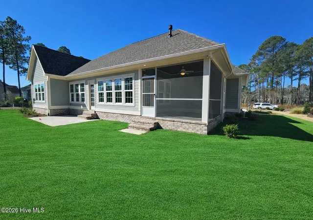 Photo 3 of Single family home for sale at 660 Breezewood Dr SE, Bolivia, NC 28422 | MLS# 100522992 | Listing updated on 2026-08-30