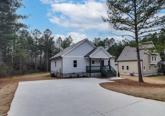 Homes for sale in Tignall, GA | 1198 Sunset Cvs, Tignall, GA 30668 | MLS# 98253558