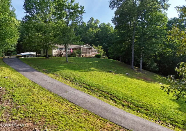 Photo 4 of Single family home for sale at 465 Driver Ave, Murphy, NC 28906 | MLS# 100586785 | Listing updated on 2026-08-18