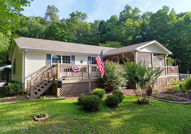 Photo 5 of Single family home for sale at 465 Driver Ave, Murphy, NC 28906 | MLS# 100586785 | Listing updated on 2026-08-18