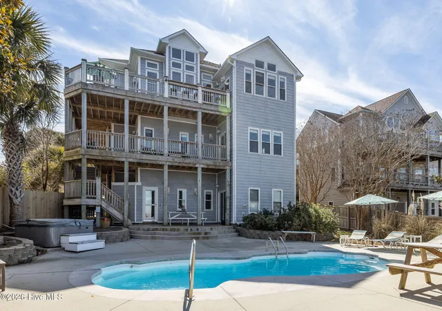 4th image of 4204 Emerald Dr, Emerald Isle, NC 28594 | MLS# 100570995