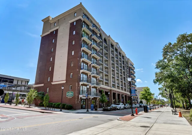 17th image of 106 N Water St #702, Wilmington, NC 28401 | MLS# 100535273
