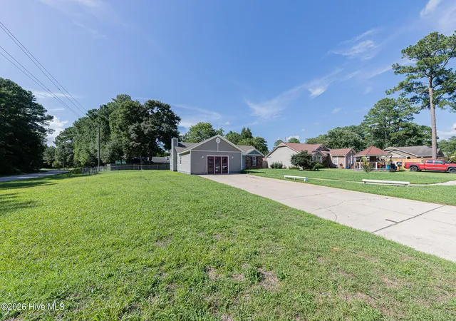 Photo 4 of Single family home for sale at 2601 Idlebrook Cir, Midway Park, NC 28544 | MLS# 100594396 | Listing updated on 2026-08-31