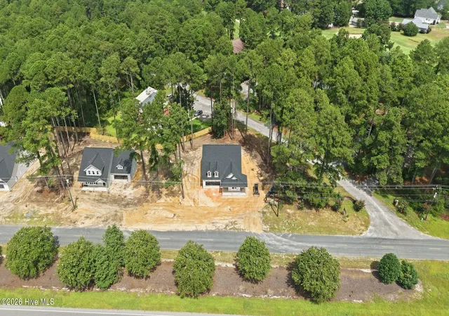 Photo 2 of Single family home for sale at 430 Hyland Hills Rd, Southern Pines, NC 28387 | MLS# 100583907 | Listing updated on 2026-08-31