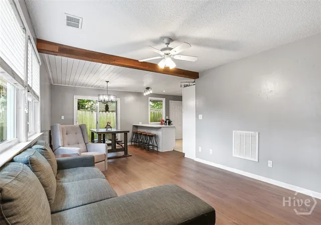 Homes for sale in Savannah, GA | 8 Hillyer Dr, Savannah, GA 31406 | MLS# SA358659