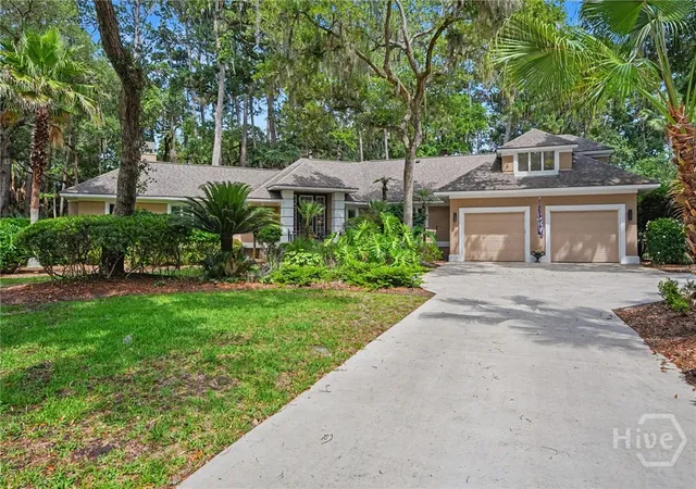 Photo 3 of Single family home for sale at 32 Hasleiters Retreat, Savannah, GA 31411 | MLS# SA360419 | Listing updated on 2026-09-13