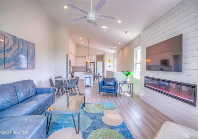4th image of 803 S Sixth St #Unit 2, Carolina Beach, NC 28428 | MLS# 100569928