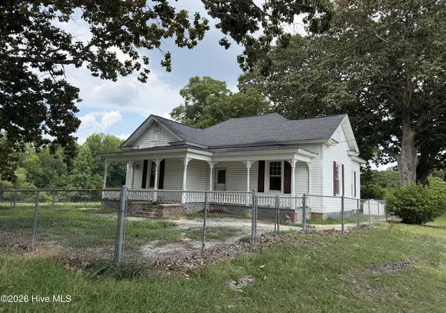 Photo 1 of Single family home for sale at 208 Capps Brg Rd, Princeton, NC 27569 | MLS# 100587440 | Listing updated on 2026-08-18
