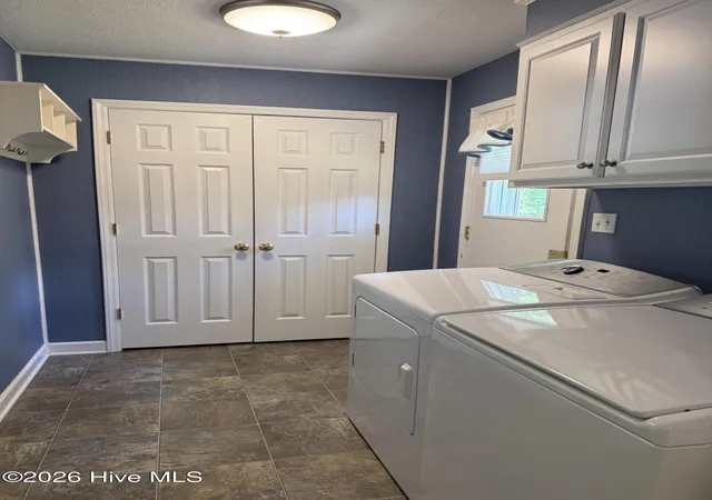 Homes for sale in Hamlet, NC | 402 Stacy Ave, Hamlet, NC 28345 | MLS# 100582281