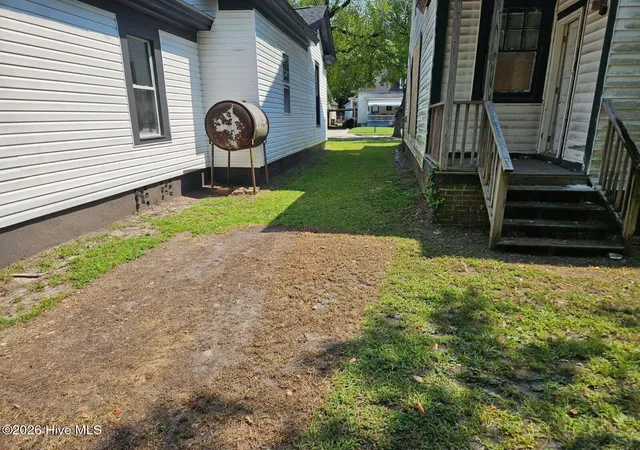 Photo 2 of Single family home for sale at 315 Tarboro St Ne, Wilson, NC 27893 | MLS# 100595629 | Listing updated on 2026-08-18
