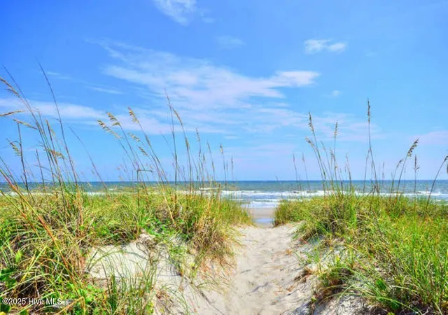 Photo 29 of Single family home for sale at 115 Nw 20th Street, Oak Island, NC 28465 | MLS# 100589420 | Listing updated on 2026-08-18