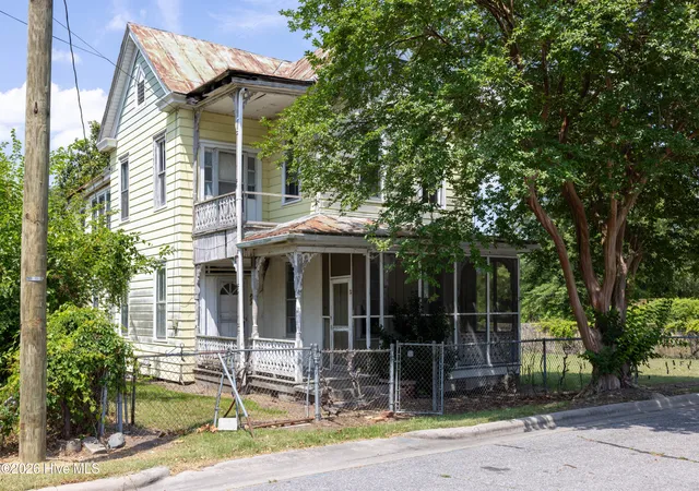 1st image of 217 E Gale St, Edenton, NC 27932 | MLS# 100583827