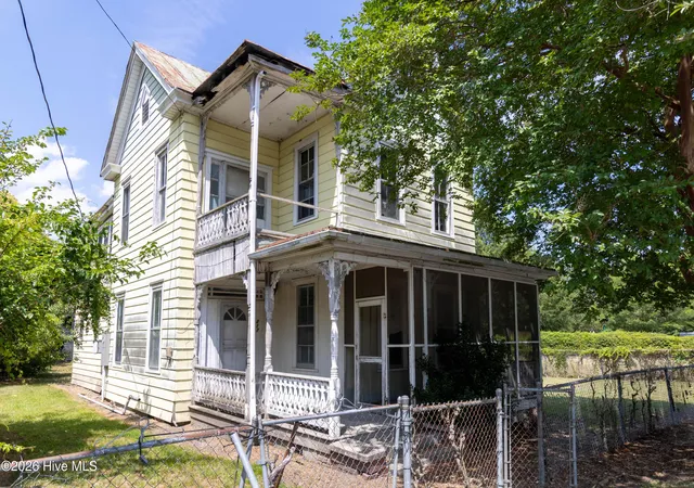 2nd image of 217 E Gale St, Edenton, NC 27932 | MLS# 100583827