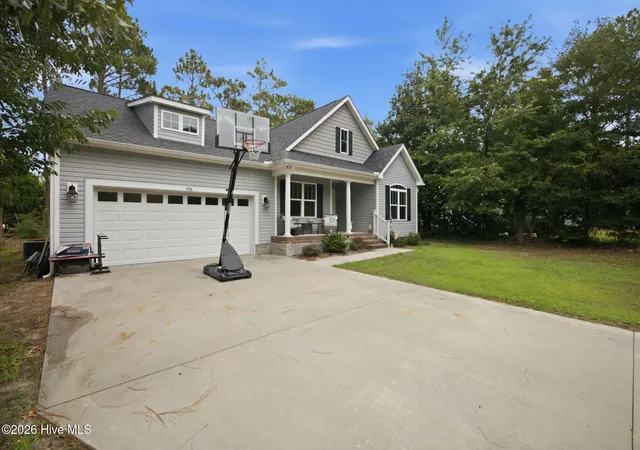 Photo 3 of Single family home for sale at 496 Tate Lake Dr, Southport, NC 28461 | MLS# 100590027 | Listing updated on 2026-08-18