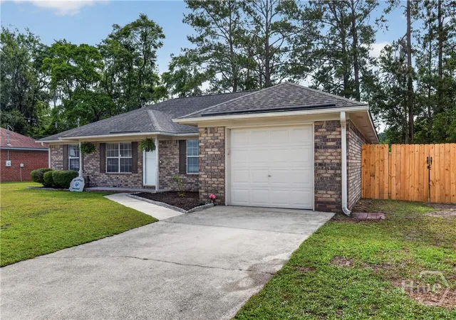 3rd image of 939 Ruth Dr, Hinesville, GA 31313 | MLS# SA357191