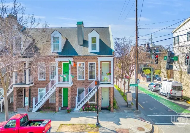 Homes for sale in Savannah, GA | 501 E Broughton St, Savannah, GA 31401 | MLS# SA350857
