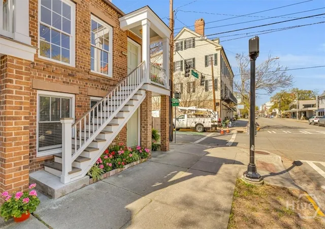 Homes for sale in Savannah, GA | 501 E Broughton St, Savannah, GA 31401 | MLS# SA350857