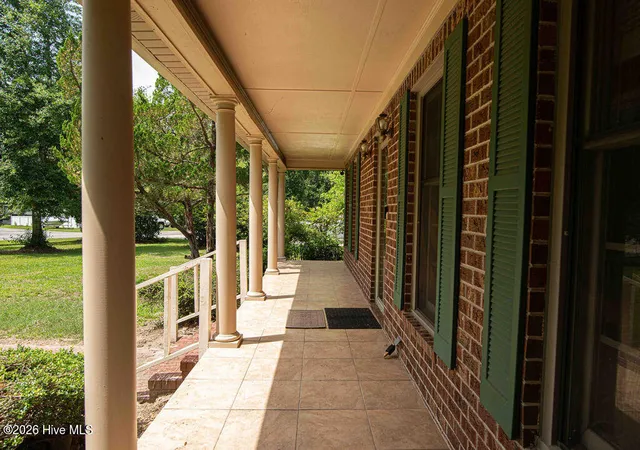 Photo 3 of Single family home for sale at 1020 Holly Crk Blvd, Williamston, NC 27892 | MLS# 100579243 | Listing updated on 2026-10-01