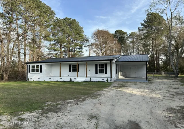 Photo 1 of Single family home for sale at 11140 Barnes Brg Rd, Laurinburg, NC 28352 | MLS# 100559280 | Listing updated on 2026-08-18