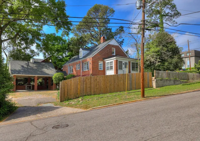 Homes for sale in Augusta, GA | 802 Hickman Rd, Augusta, GA 30904 | MLS# 98256047