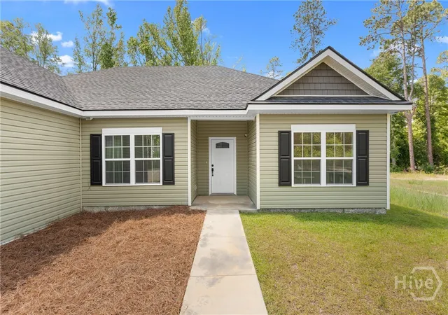 Homes for sale in Sylvania, GA | 212 Camelia Dr, Sylvania, GA 30467 | MLS# SA355023
