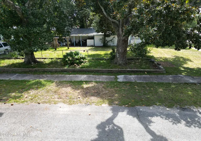 3rd image of 404 N Third St, Carolina Beach, NC 28428 | MLS# 100532751