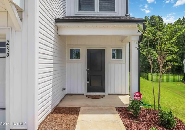 Photo 4 of Single family home for sale at 236 Curling Crk Dr, Clayton, NC 27527 | MLS# 100589367 | Listing updated on 2026-08-18