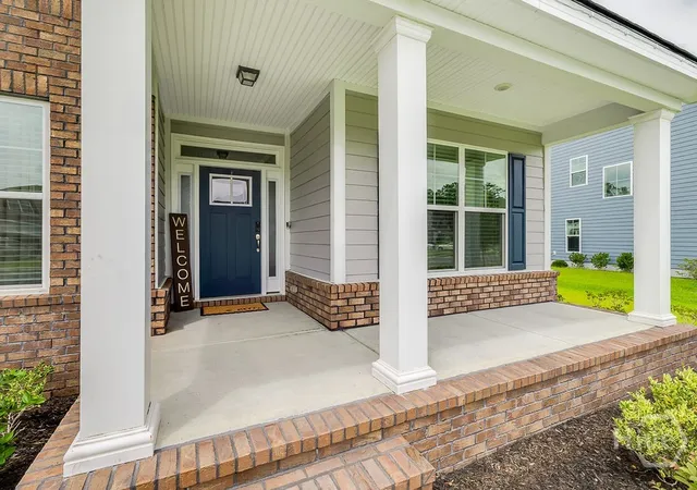 Photo 3 of Single family home for sale at 258 Wexford Dr, Richmond Hill, GA 31324 | MLS# SA358590 | Listing updated on 2026-08-03