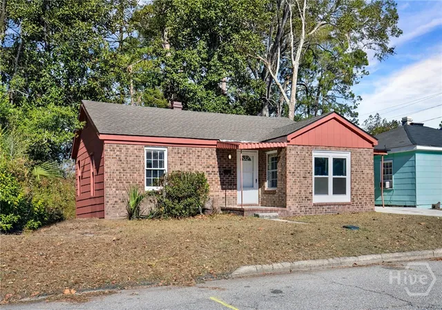 Homes for sale in Savannah, GA | 406 Mckenzie Pl, Savannah, GA 31405 | MLS# SA347373