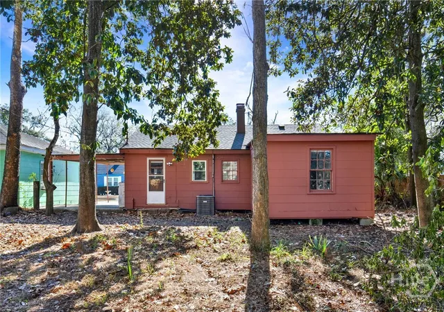 Homes for sale in Savannah, GA | 406 Mckenzie Pl, Savannah, GA 31405 | MLS# SA347373