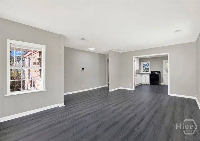 Homes for sale in Savannah, GA | 406 Mckenzie Pl, Savannah, GA 31405 | MLS# SA347373